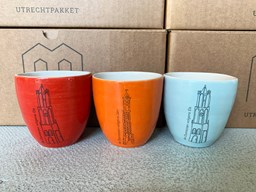 Toon details voor Mok 9 cm 'De Domtoren volgens..' | Stichting echtWaar Afbeelding van Mok 9 cm 'De Domtoren volgens..' | Stichting echtWaar