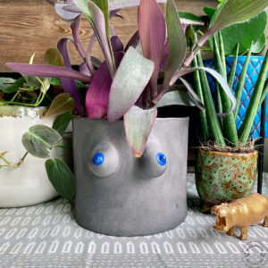 Afbeelding van Plantenpot 'Quaran Titties' | Handcrafted with Apathy